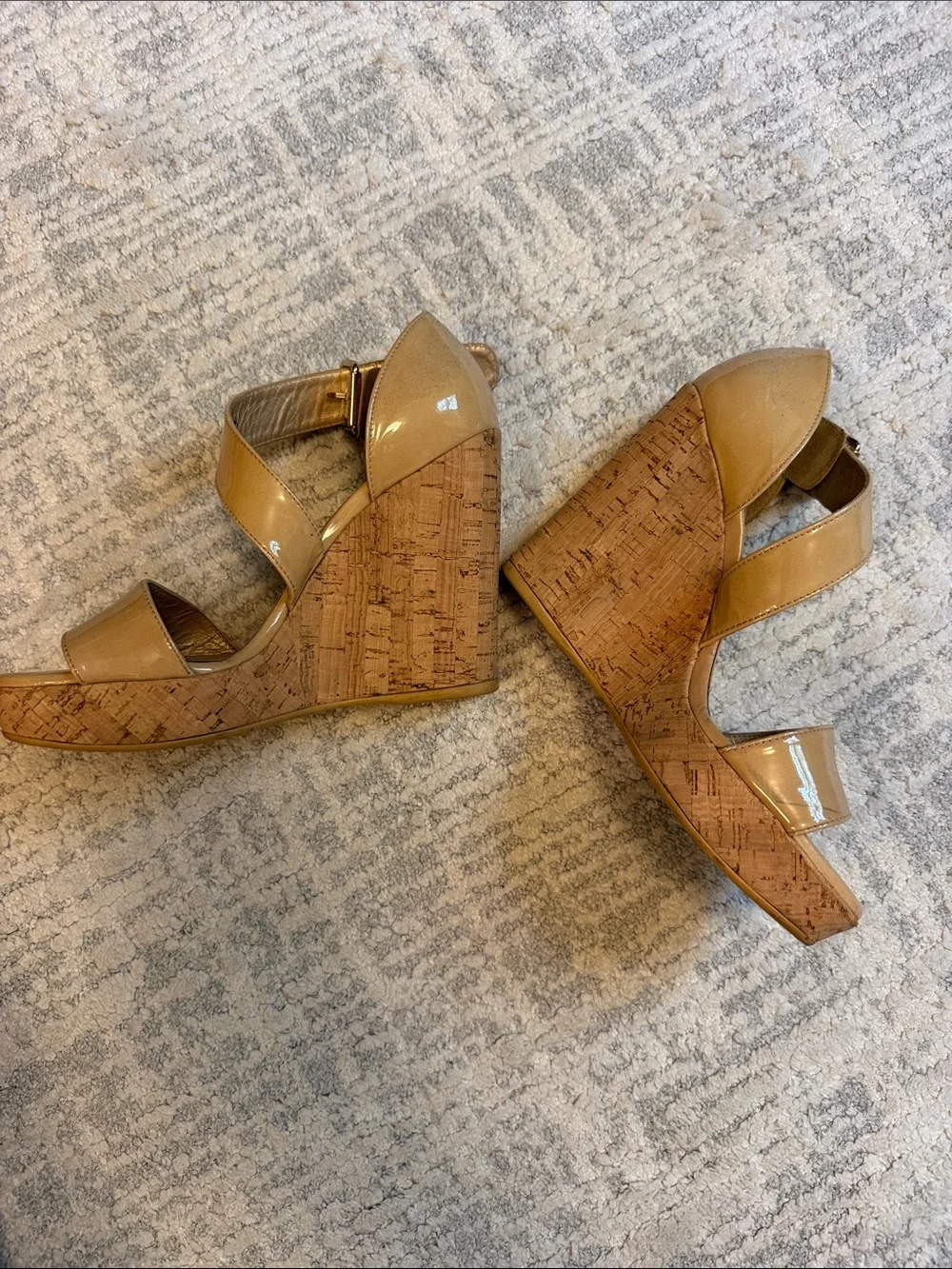 Stuart Weitzman patent wedges - Picture 3 of 5